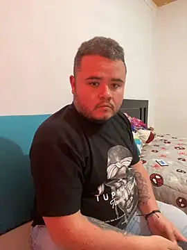 Chimbo-1996 online show from 10, 9, 2025