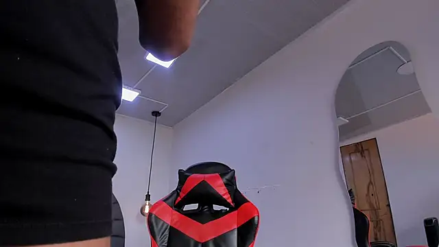 LissyAndrade online show from 21, 4, 2026