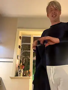 Snapshot of lebensfroh chatting on 3, 12, 2025 lebensfroh online show from 3, 12, 2025