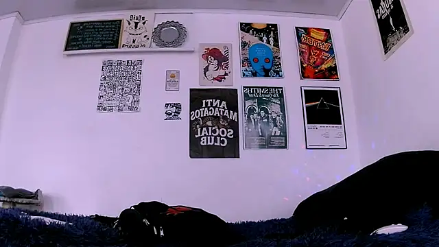 plutonbluemooon333 online show from 15, 7, 2026