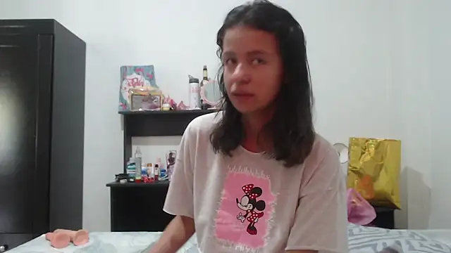 nathaly jones  online show from 12, 6, 2026