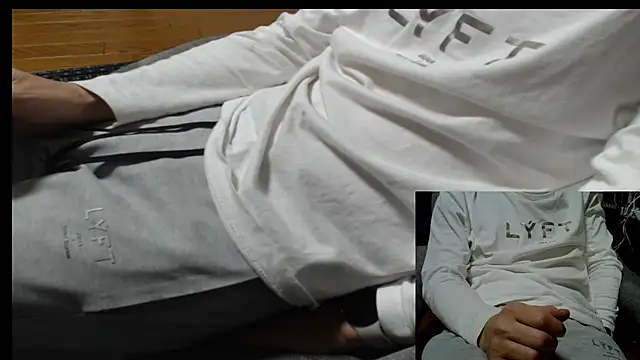 Snapshot of Yasu2000 chatting on 6, 6, 2026 Yasu2000 online show from 6, 6, 2026