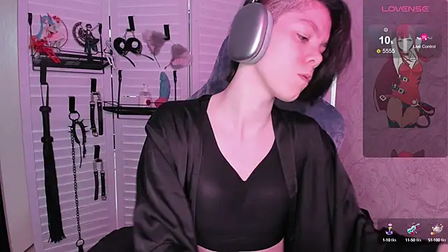 aestheticbeing online show from 13, 9, 2025