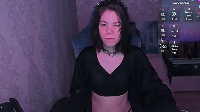 aestheticbeing online show from 4, 4, 2026