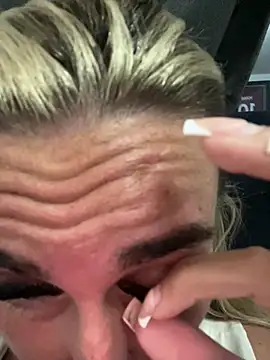 EllieMaeBaby online show from 23, 4, 2026