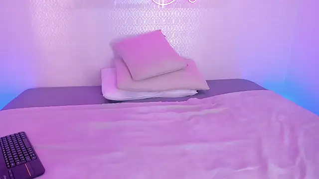 aleksandramiller  online show from 17, 1, 2026