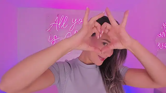 aleksandramiller  online show from 21, 4, 2026