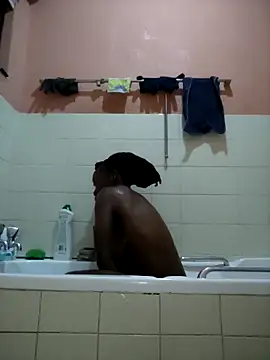 Kateera1 online show from 24, 10, 2025