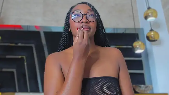 YallianaBrooks online show from 15, 7, 2026