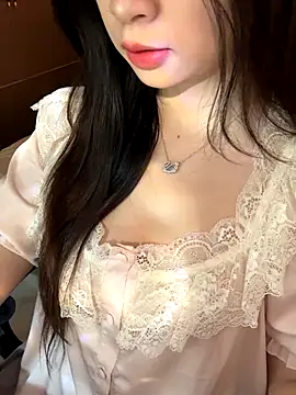 Nana kute20 online show from 20, 11, 2025