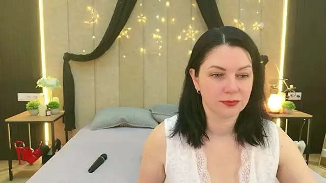 Nina Stane online show from 14, 3, 2026