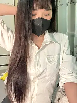 Snapshot of Dior_baby chatting on 5, 11, 2025 Dior baby online show from 5, 11, 2025