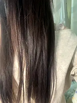 Snapshot of Dior_baby chatting on 14, 11, 2025 Dior baby online show from 14, 11, 2025