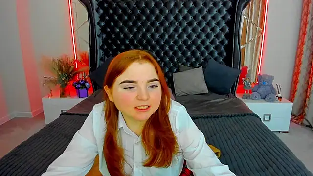 KattyRose8 online show from 24, 4, 2026