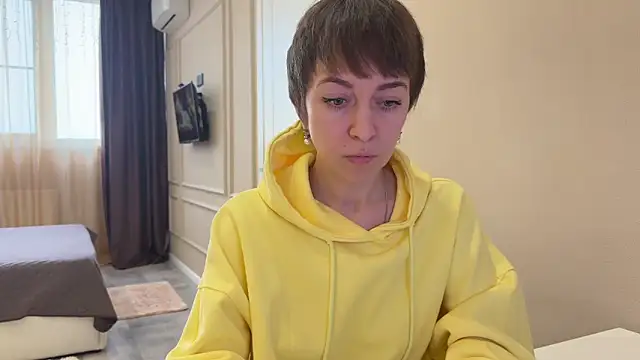 daniellia  online show from 13, 1, 2026