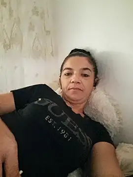 alinaalinutzq online show from 24, 9, 2025