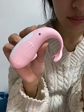 MengMeng0515 online show from 18, 11, 2025