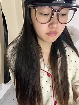 Snapshot of MengMeng0515 chatting on 24, 6, 2026 MengMeng0515 online show from 24, 6, 2026