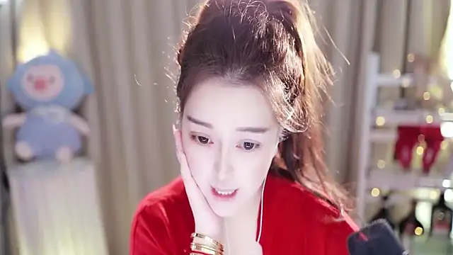 Snapshot of l2day_ chatting on 15, 10, 2025 l2day online show from 15, 10, 2025