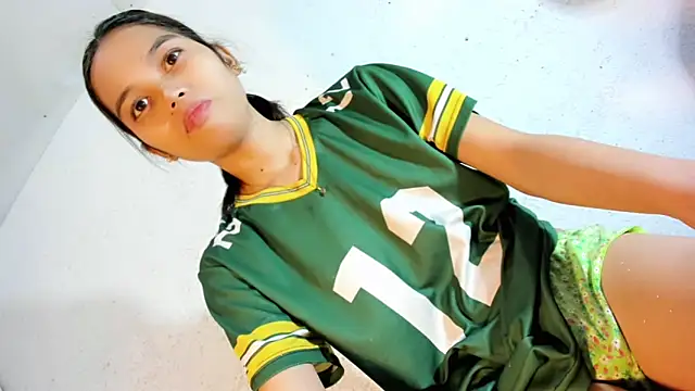 Snapshot of CUTIE_GIRLSX chatting on 16, 6, 2026 CUTIE GIRLSX online show from 16, 6, 2026