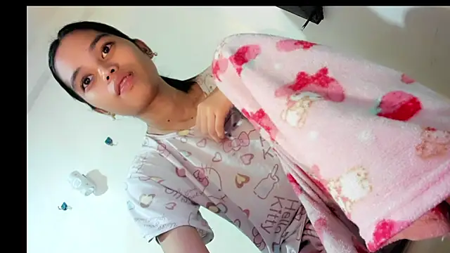 CUTIE GIRLSX online show from 30, 7, 2026