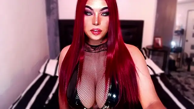 xTrixieMae online show from 6, 11, 2025