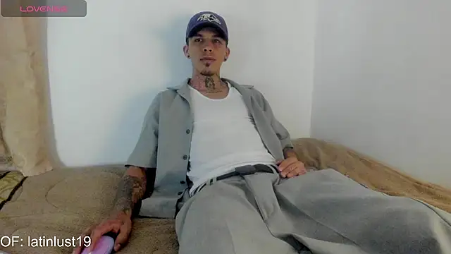 Snapshot of Savajelust chatting on 3, 6, 2026 Savajelust online show from 3, 6, 2026