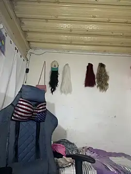 Violet Dream2 online show from 24, 4, 2026