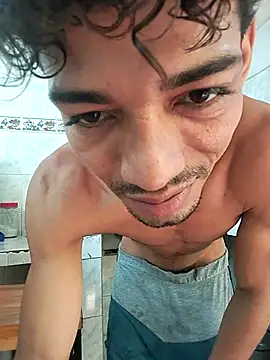 Brayanellatino online show from 20, 4, 2026