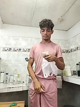 Brayanellatino online show from 26, 4, 2026