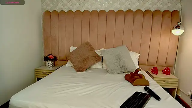 candyclair1 online show from 22, 4, 2026