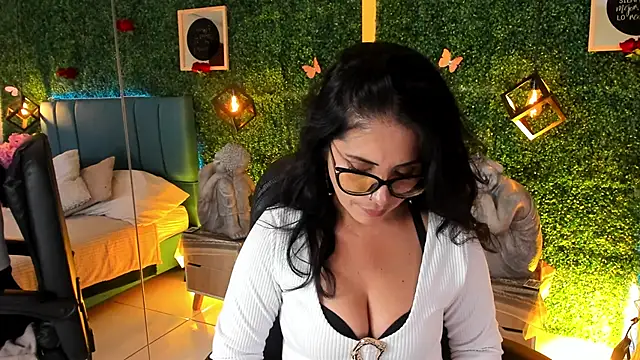 Linagh  online show from 18, 2, 2026