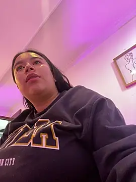 Zoey thompson online show from 21, 4, 2026