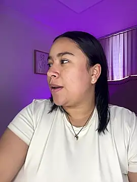 Snapshot of Zoey_thompson chatting on 22, 7, 2026 Zoey thompson online show from 22, 7, 2026