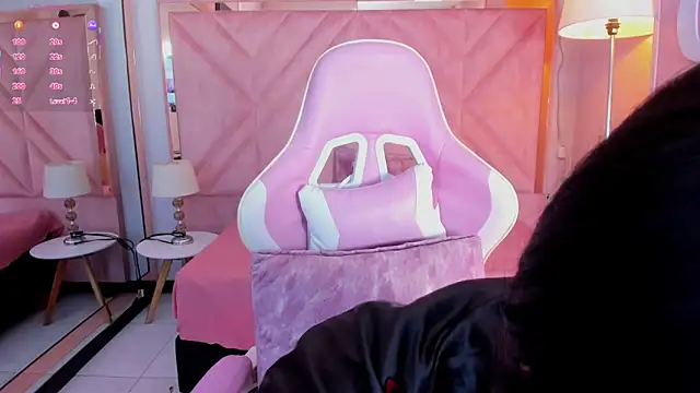 Snapshot of anyjones_ chatting on 6, 11, 2025 anyjones online show from 6, 11, 2025