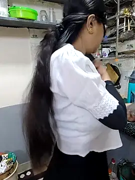 Snapshot of Queen_Nightt chatting on 14, 10, 2025 Queen Nightt online show from 14, 10, 2025