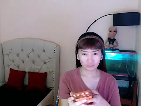 ShantalFoxxy  online show from 18, 4, 2026