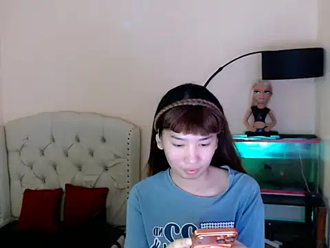 ShantalFoxxy  online show from 22, 4, 2026