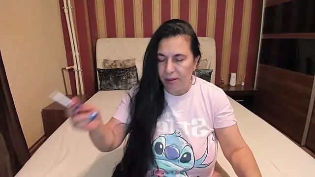 MadameCrowford online show from 18, 12, 2025