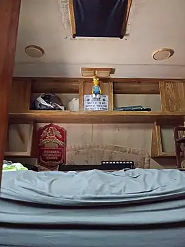 mike42088 online show from 22, 4, 2026