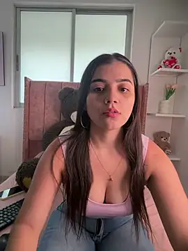 salomecute21 online show from 3, 6, 2026