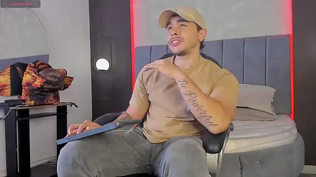 Snapshot of Liam_walk_ chatting on 5, 3, 2026 Liam walk online show from 5, 3, 2026