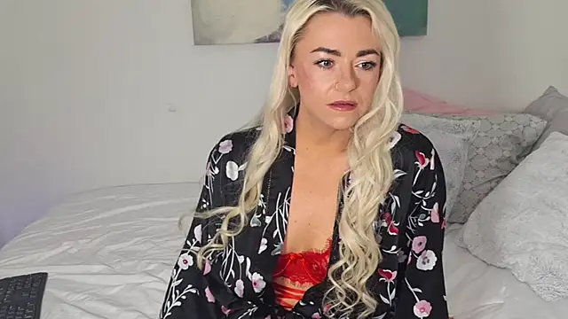 Snapshot of kinkylilsweetie chatting on 13, 1, 2026 kinkylilsweetie online show from 13, 1, 2026