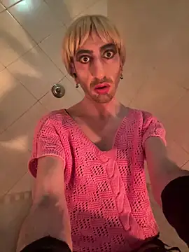 Snapshot of troiapompea chatting on 22, 3, 2026 troiapompea online show from 22, 3, 2026