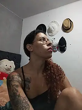 Pamelamiler   online show from 24, 7, 2026