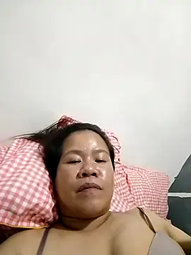 Snapshot of AsianbouncieGIRL chatting on 27, 5, 2026 AsianbouncieGIRL online show from 27, 5, 2026