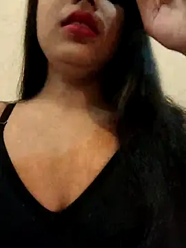 Snapshot of Maahhii_2 chatting on 18, 10, 2025 Maahhii 2 online show from 18, 10, 2025