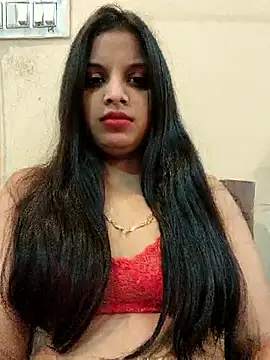 Snapshot of Maahhii_2 chatting on 6, 11, 2025 Maahhii 2 online show from 6, 11, 2025