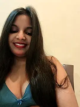 Snapshot of Maahhii_2 chatting on 27, 11, 2025 Maahhii 2 online show from 27, 11, 2025