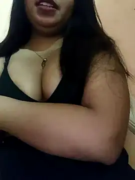 Snapshot of Maahhii_2 chatting on 13, 1, 2026 Maahhii 2 online show from 13, 1, 2026